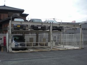 屋外機械式立体駐車場の鉄部の塗り替え　.jpg